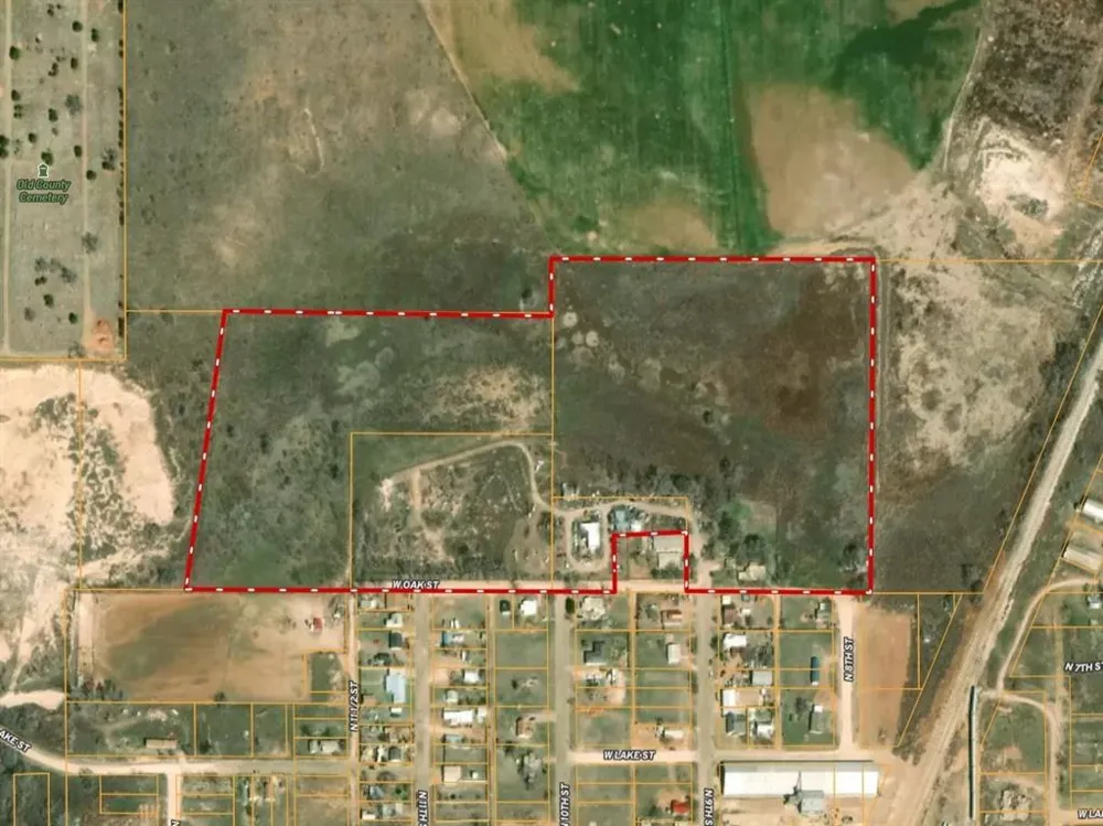 701 E Oak Street Brownfield, TX 79316
