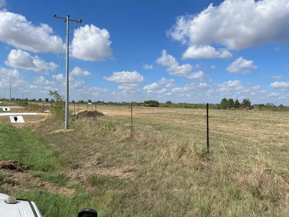 10 County Road 468 Elgin, TX 78621