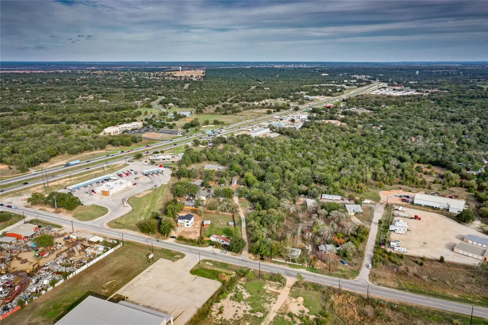 120 James Hoskins Lane Cedar Creek, TX 78612
