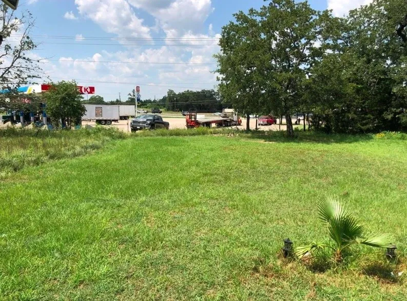 120 James Hoskins Lane Cedar Creek, TX 78612