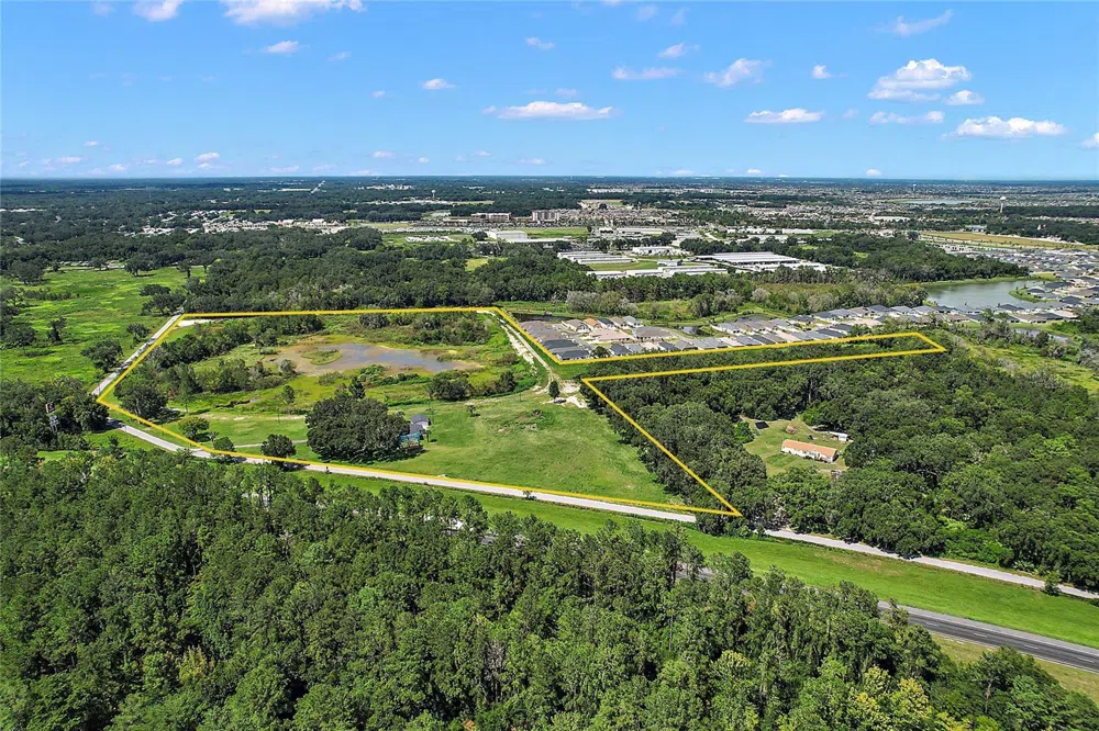 4102 COUNTY ROAD 181 Wildwood, FL 34785