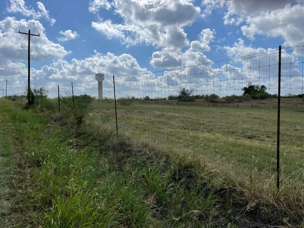6 CR 484 Elgin, TX 78621