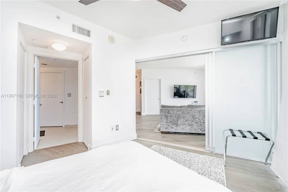 1750 Bayshore Dr #3914 Miami, FL 33132
