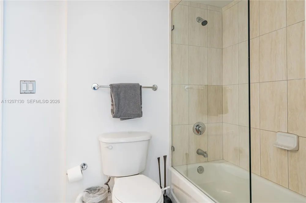 1750 Bayshore Dr #3914 Miami, FL 33132