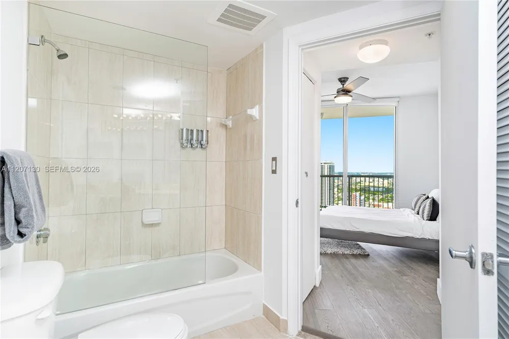 1750 Bayshore Dr #3914 Miami, FL 33132