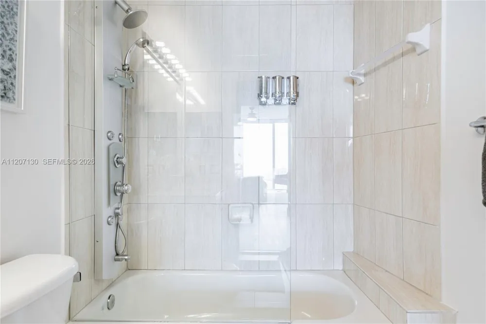 1750 Bayshore Dr #3914 Miami, FL 33132