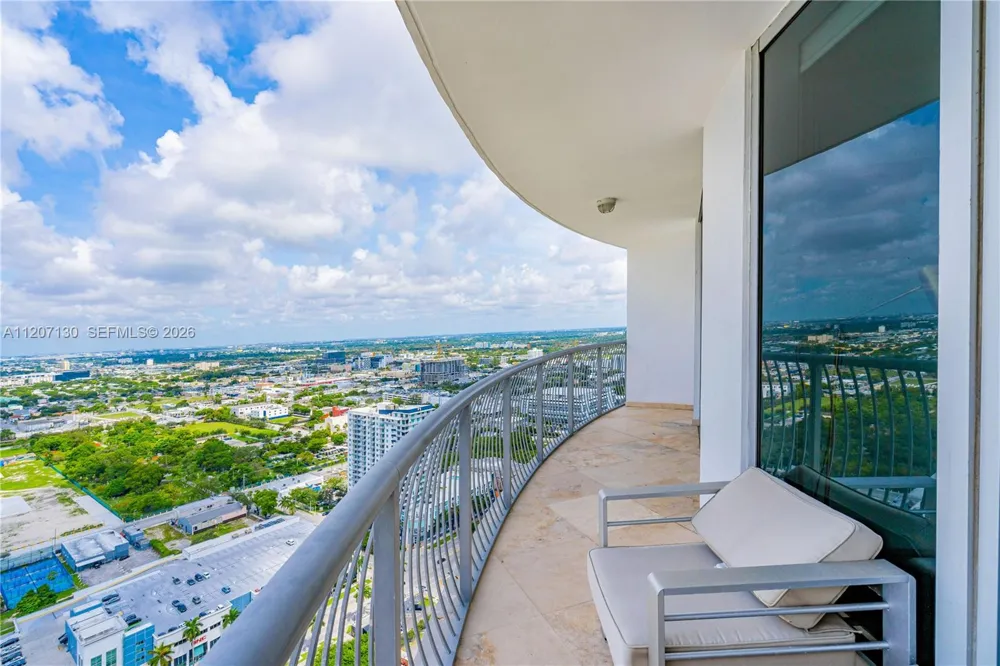 1750 Bayshore Dr #3914 Miami, FL 33132