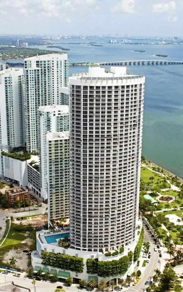 1750 Bayshore Dr #3914 Miami, FL 33132