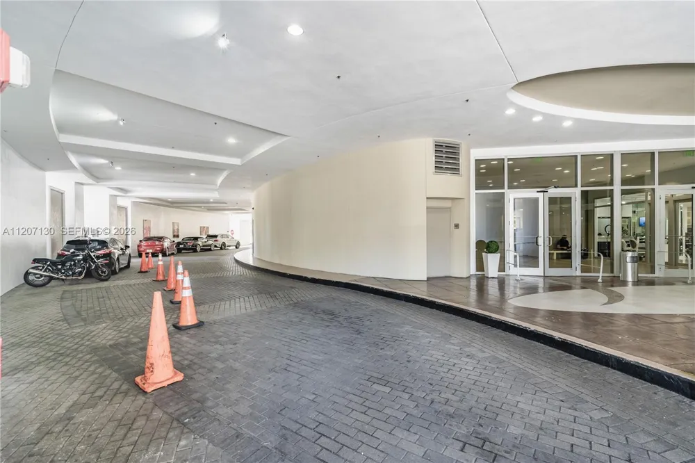 1750 Bayshore Dr #3914 Miami, FL 33132