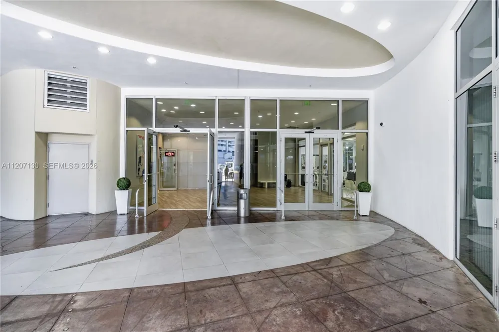 1750 Bayshore Dr #3914 Miami, FL 33132