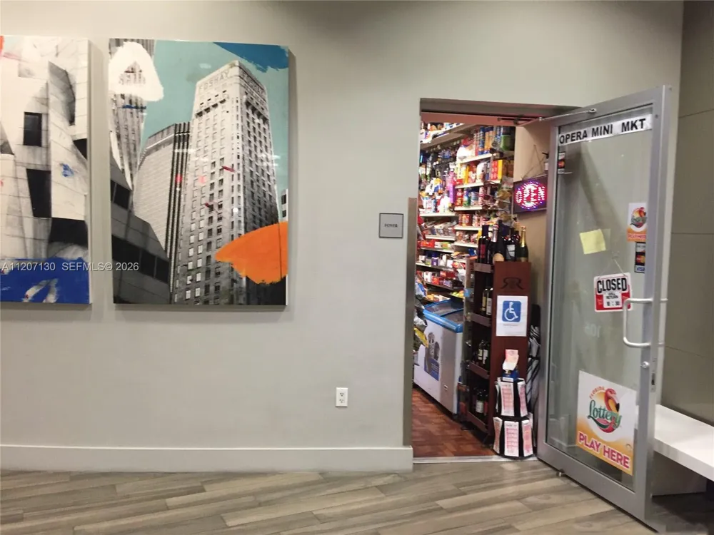1750 Bayshore Dr #3914 Miami, FL 33132