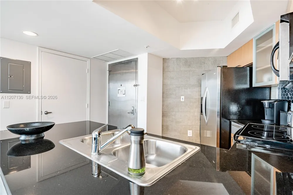 1750 Bayshore Dr #3914 Miami, FL 33132
