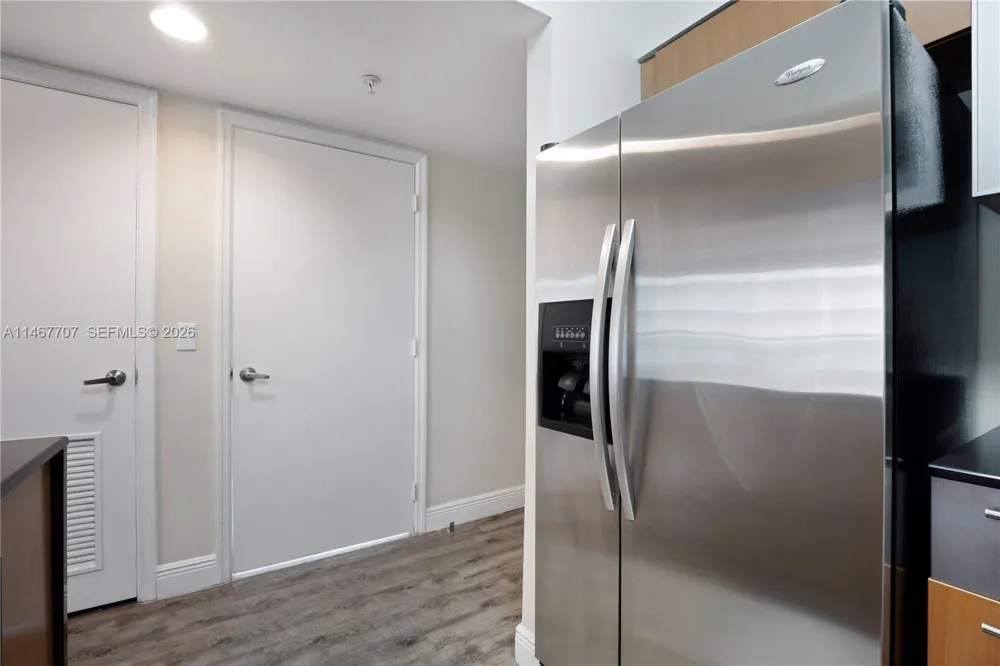 1750 Bayshore Dr #1405 Miami, FL 33132
