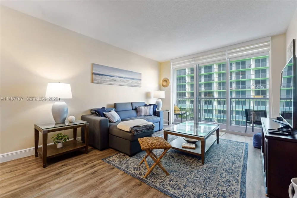 1750 Bayshore Dr #1405 Miami, FL 33132
