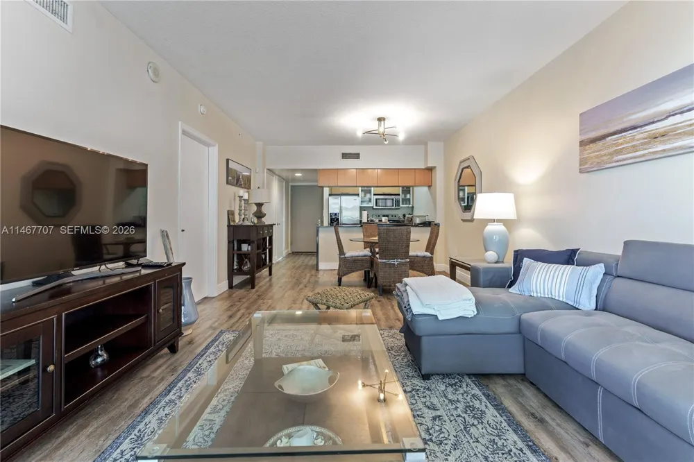 1750 Bayshore Dr #1405 Miami, FL 33132