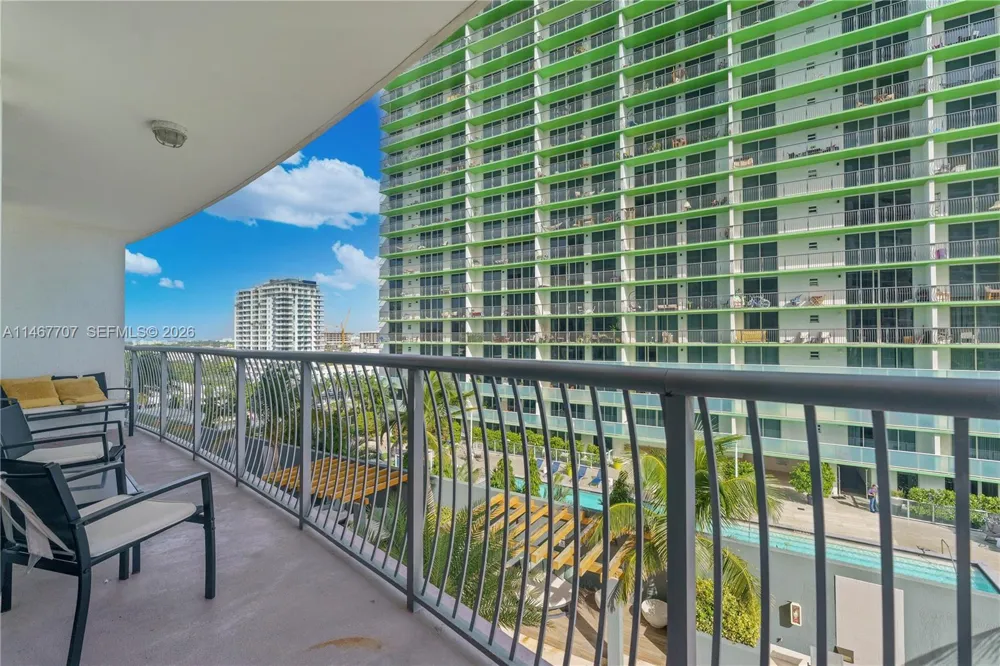 1750 Bayshore Dr #1405 Miami, FL 33132