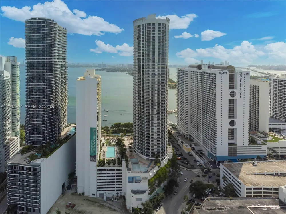 1750 Bayshore Dr #1405 Miami, FL 33132