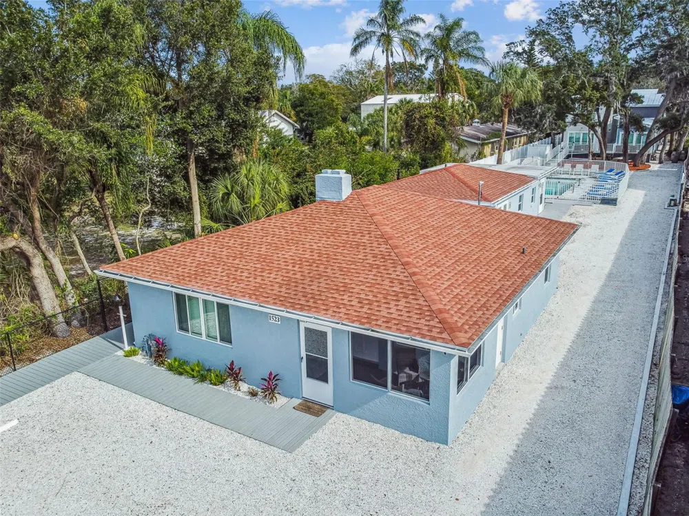 1523 BAYSHORE BOULEVARD #6 Dunedin, FL 34698