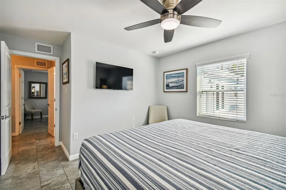 1523 BAYSHORE BOULEVARD #6 Dunedin, FL 34698