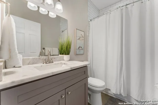 126 VITRA PL San Antonio, TX 78210