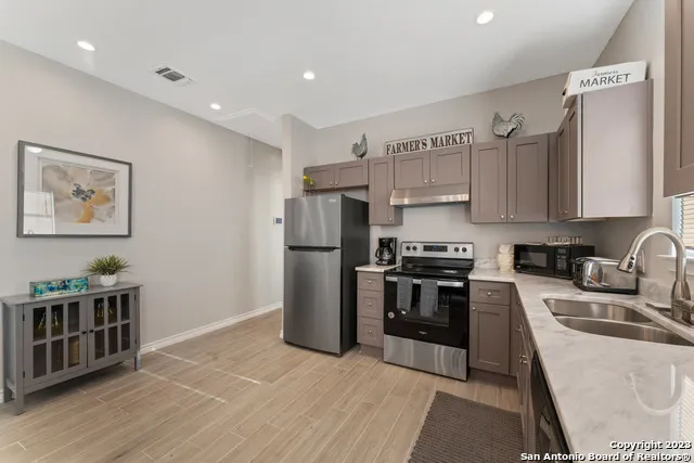 126 VITRA PL San Antonio, TX 78210