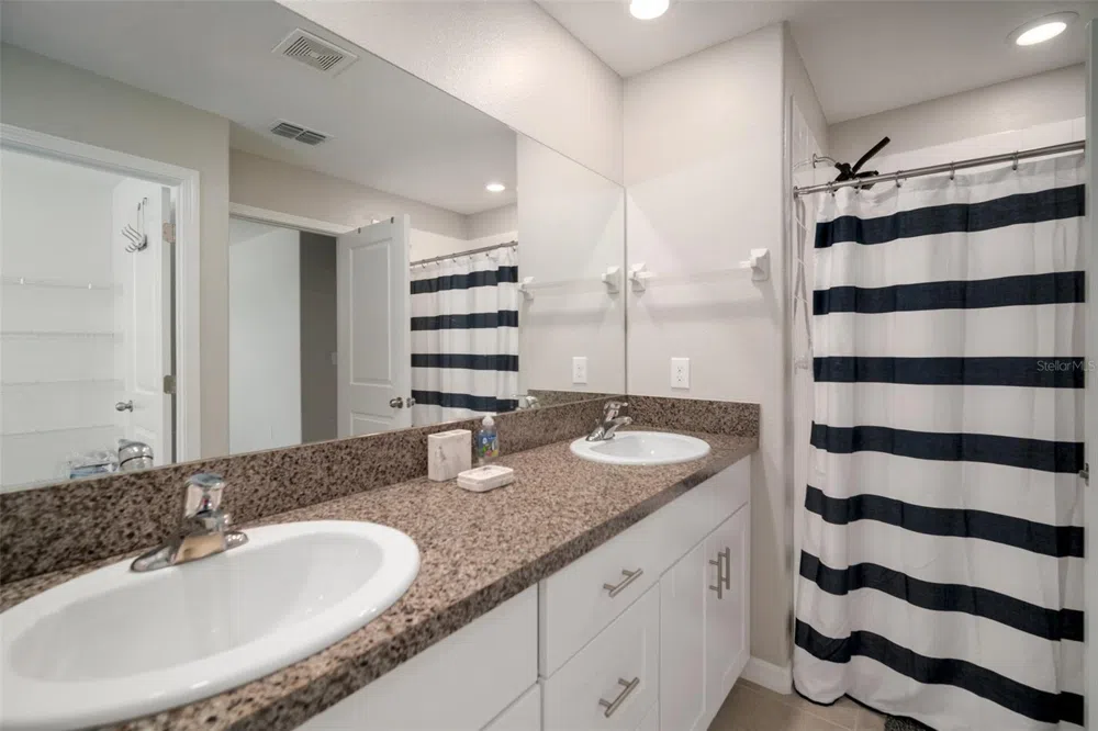 6980 KING CREEK DRIVE Sun City Center, FL 33573