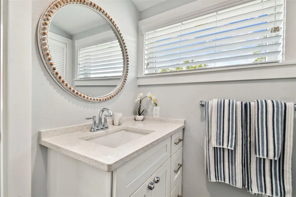 602 1/2 SKINNER BOULEVARD Dunedin, FL 34698