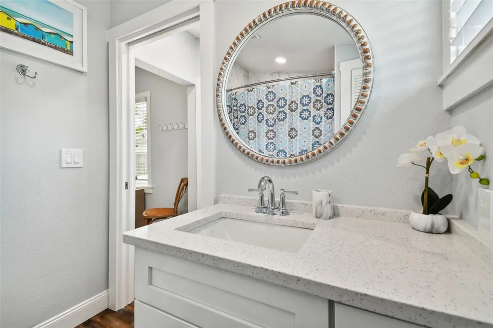 602 1/2 SKINNER BOULEVARD Dunedin, FL 34698