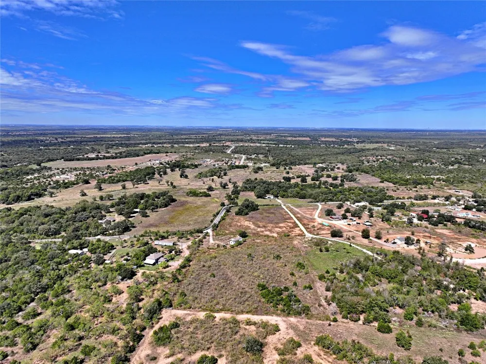 775 Thompson Road Dale, TX 78616