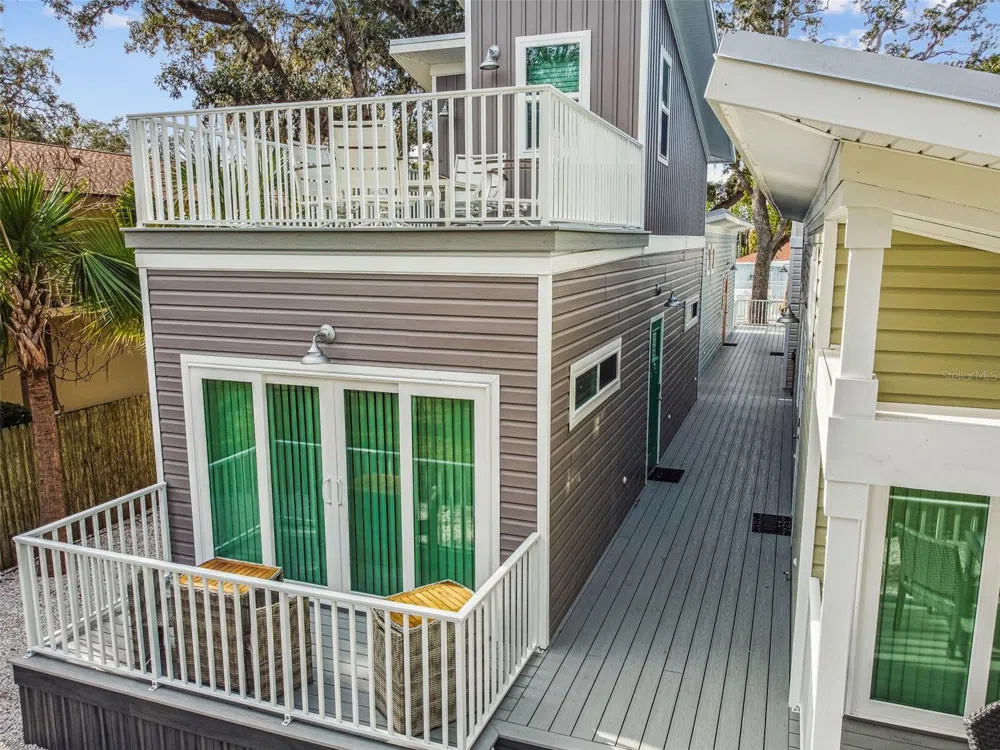1523 BAYSHORE BOULEVARD #3 Dunedin, FL 34698