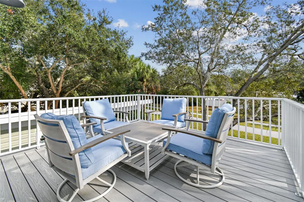 1523 BAYSHORE BOULEVARD #3 Dunedin, FL 34698