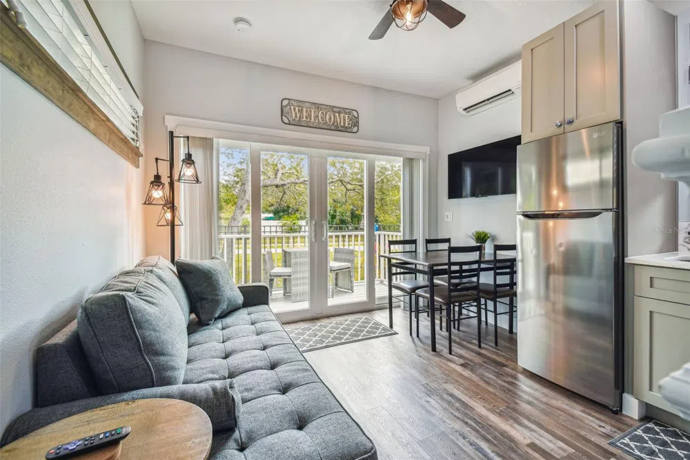 1523 BAYSHORE BOULEVARD #3 Dunedin, FL 34698