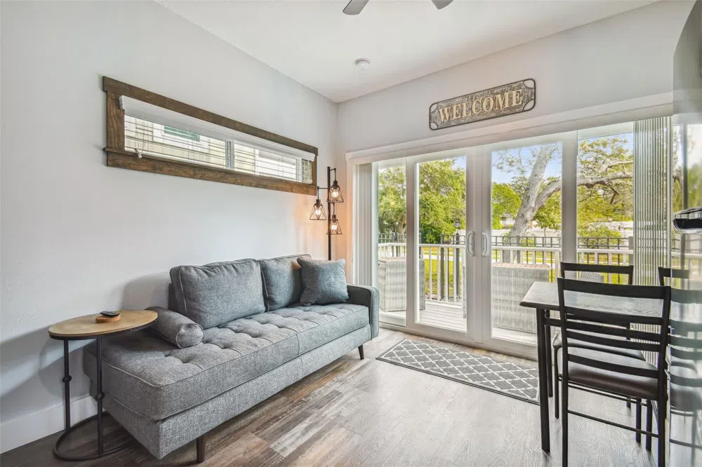 1523 BAYSHORE BOULEVARD #3 Dunedin, FL 34698