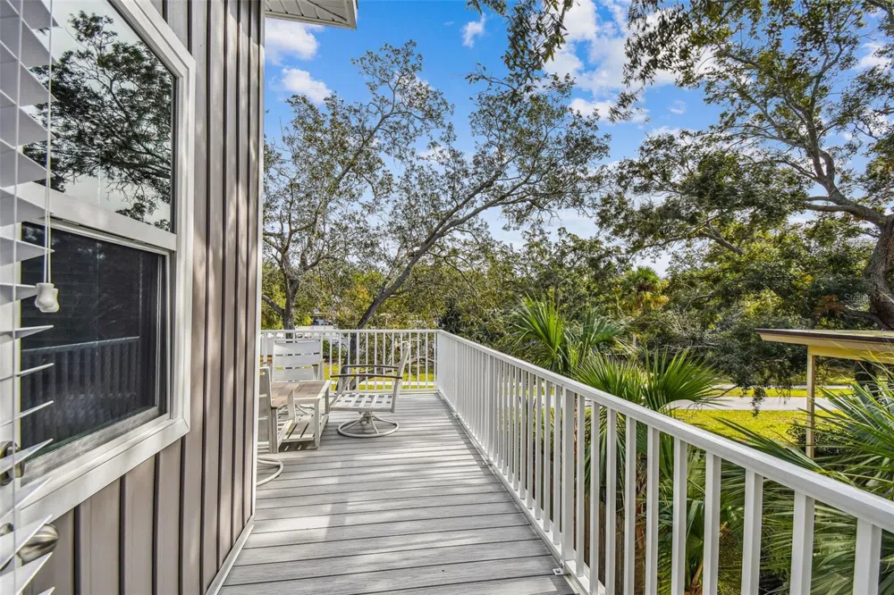 1523 BAYSHORE BOULEVARD #3 Dunedin, FL 34698