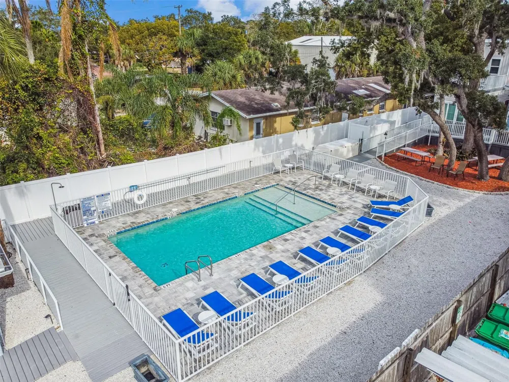 1523 BAYSHORE BOULEVARD #3 Dunedin, FL 34698