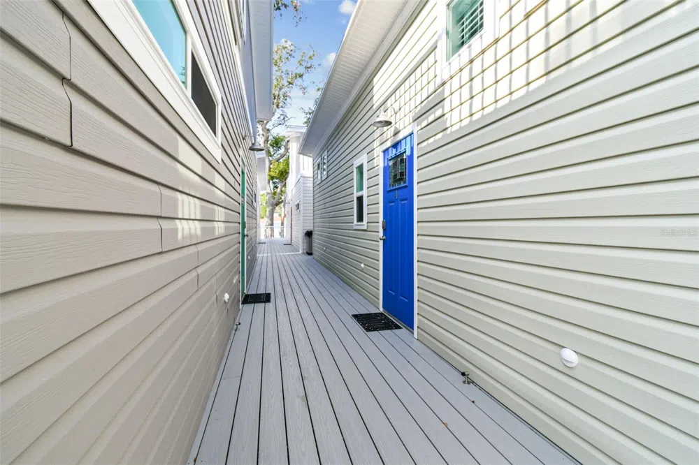 1523 BAYSHORE BOULEVARD #3 Dunedin, FL 34698