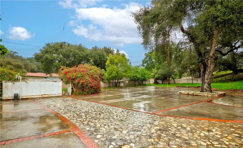 18 Woodlyn Lane Bradbury, CA 91008