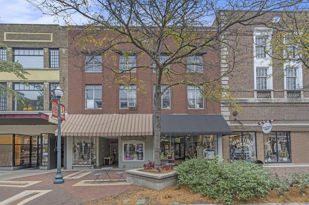 223 S Kalamazoo Mall Kalamazoo, MI 49007