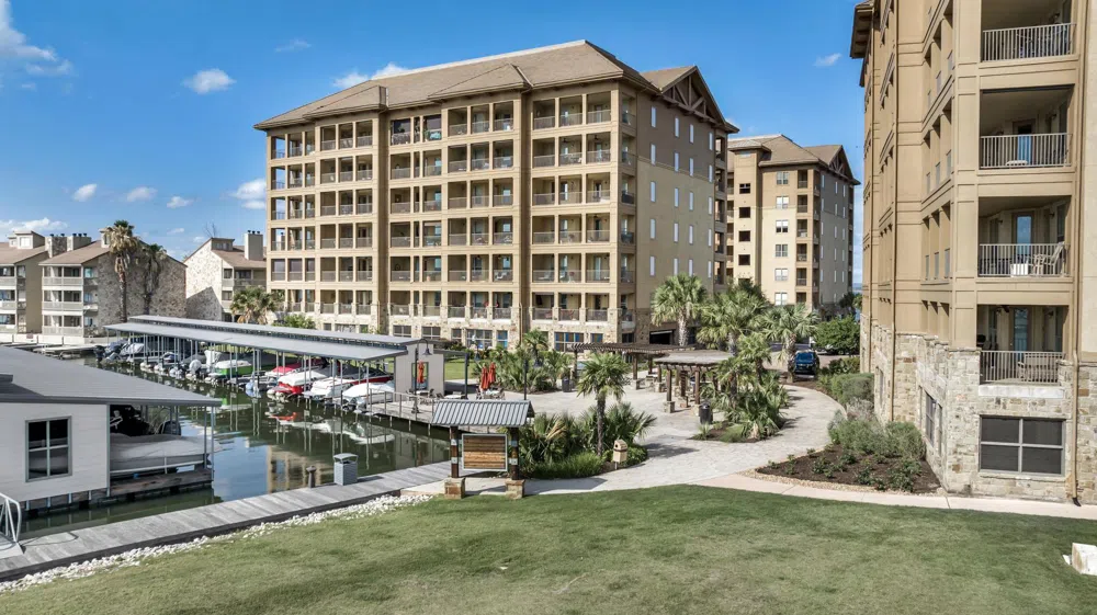 1000 The Cape #10 (aka #13)