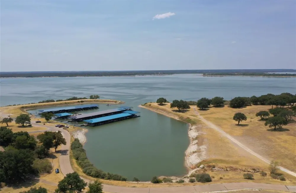 8100 Edgebrook Drive Whitney, TX 76692