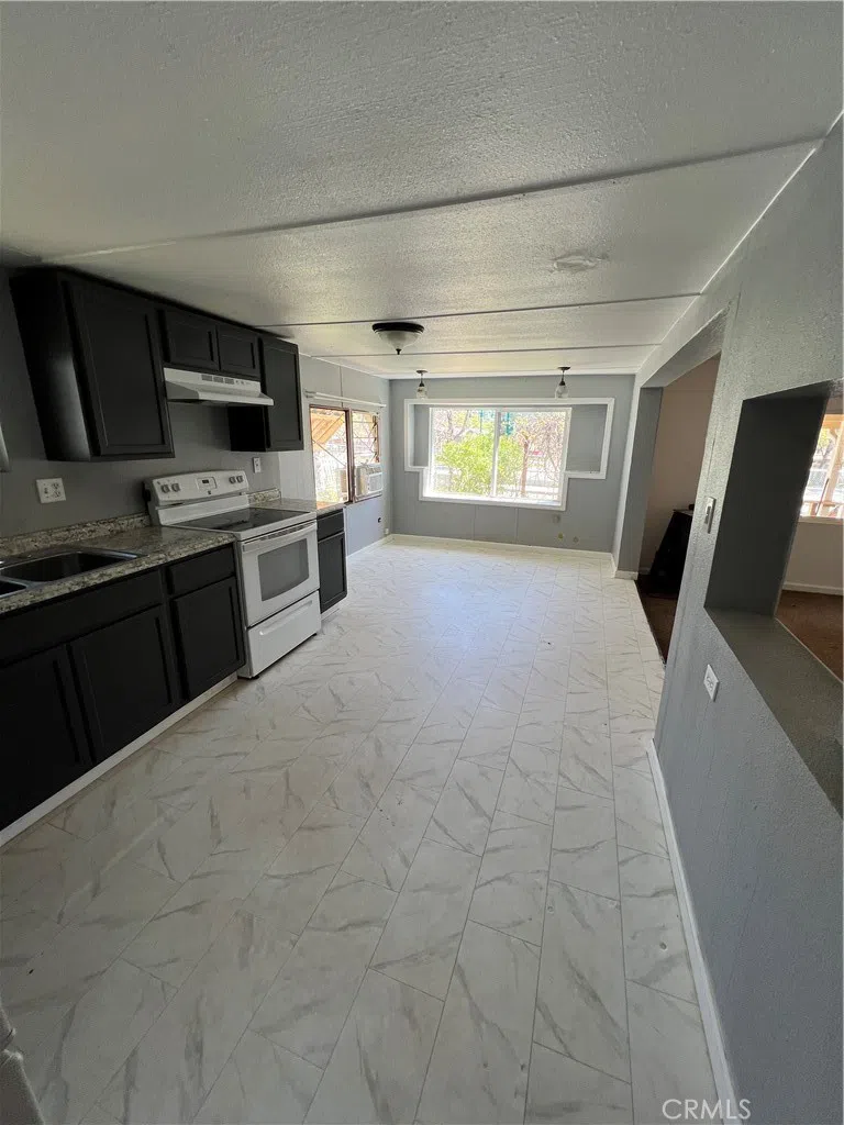 12902 Highway 20 E Clearlake Oaks, CA 95423