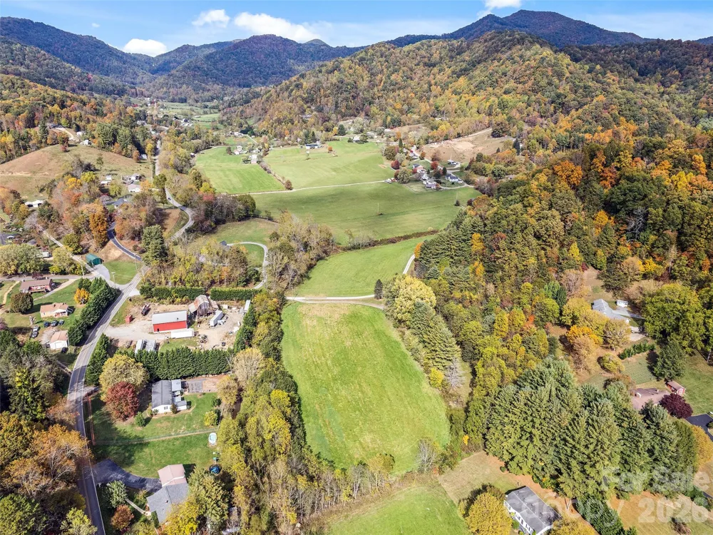 00 Carver Cove Road Canton, NC 28716