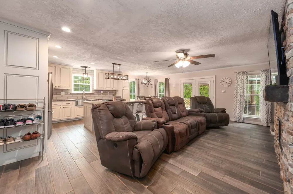 945 Old Lavinia Rd Cedar Grove, TN 38321