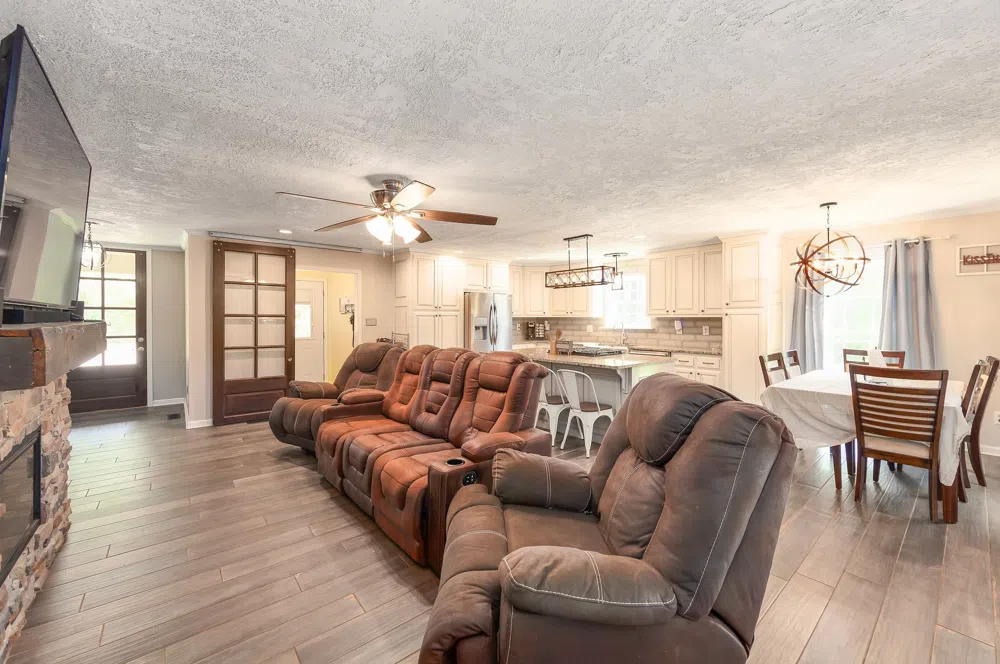 945 Old Lavinia Rd Cedar Grove, TN 38321