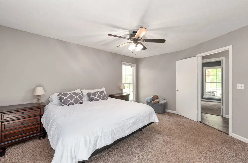 945 Old Lavinia Rd Cedar Grove, TN 38321