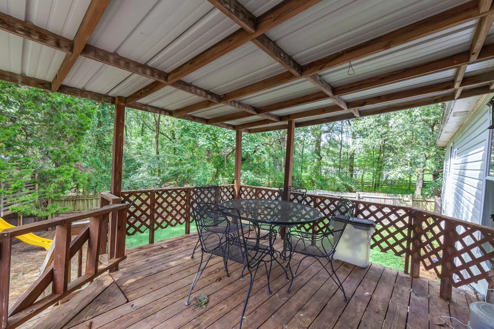 945 Old Lavinia Rd Cedar Grove, TN 38321