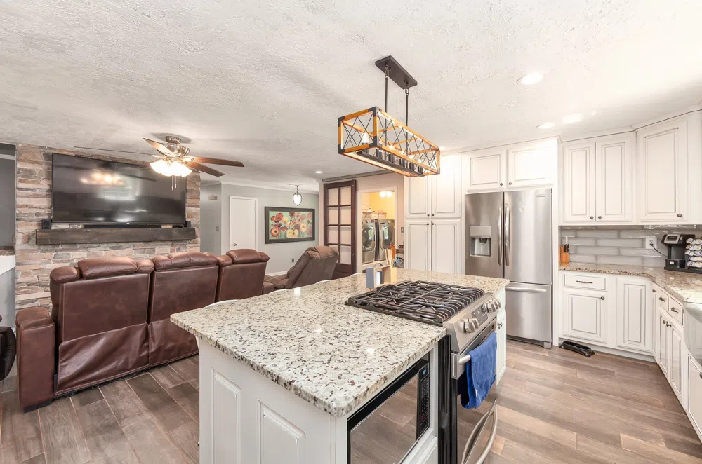 945 Old Lavinia Rd Cedar Grove, TN 38321