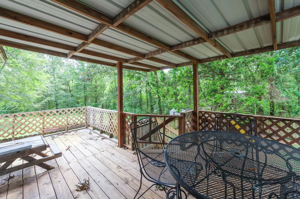 945 Old Lavinia Rd Cedar Grove, TN 38321
