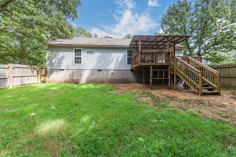 945 Old Lavinia Rd Cedar Grove, TN 38321