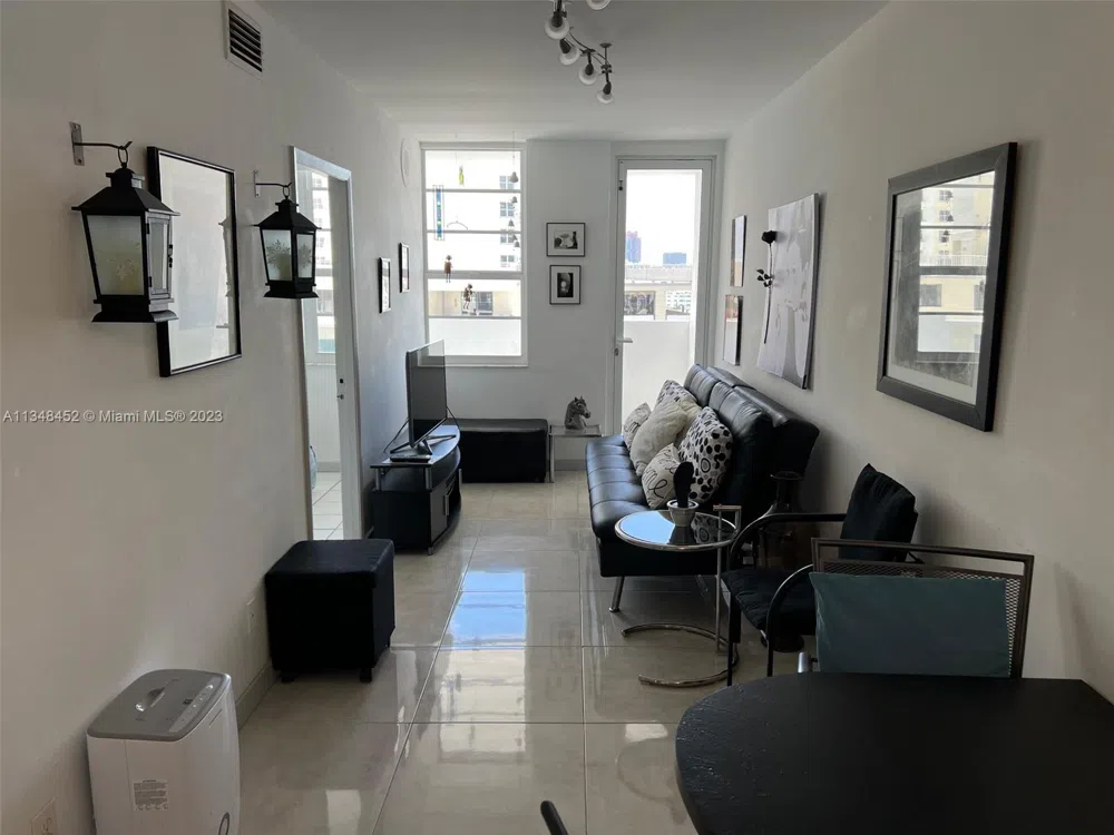 100 Lincoln Rd #1007 Miami Beach, FL 33139